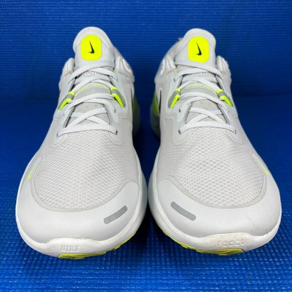 🔴 Nike React Miler Men Size 12.5 Grey Yellow Athletic Running Shoes CW1777-005 - Picture 2 of 8
